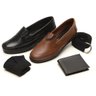 01 kit 2 pares de mocassim de couro ref 920 carteira cinto meia